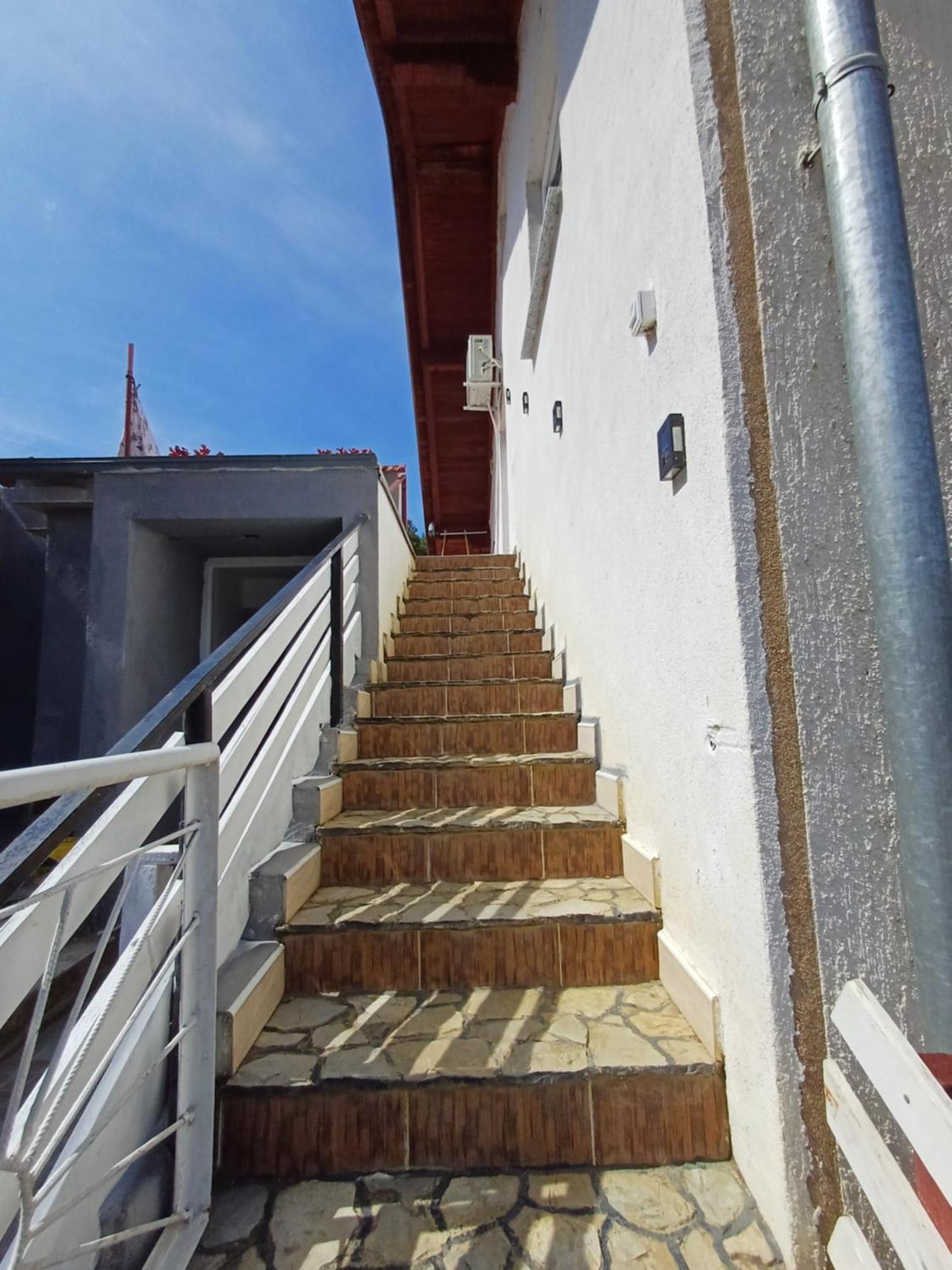 Apartman Denis Una Luzine Exterior photo